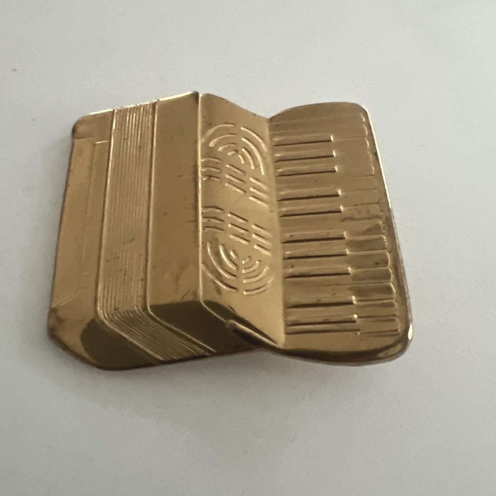 Vintage Gold-Tone Accordion Brooch Pin Musical Instrument Collectible Jewelry 2"